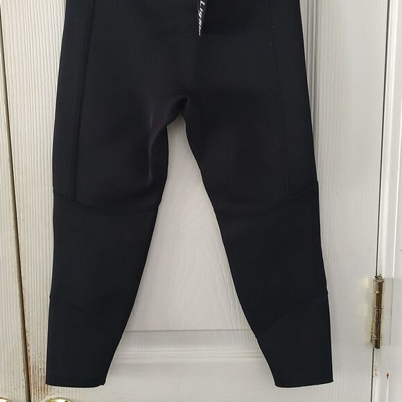 Dark Lightning black navy neoprene wetsuit surfer suit beach ocean  Sz 4 - Picture 2 of 7